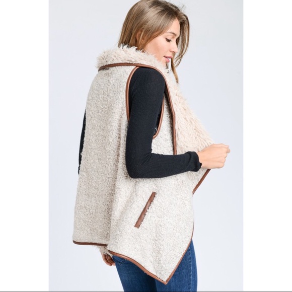 🆕5⭐️Gorgeous Faux Fur Sherpa Vest - Picture 5 of 7